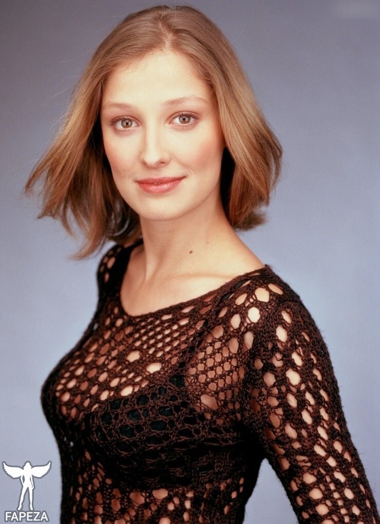 alexandra-maria-lara