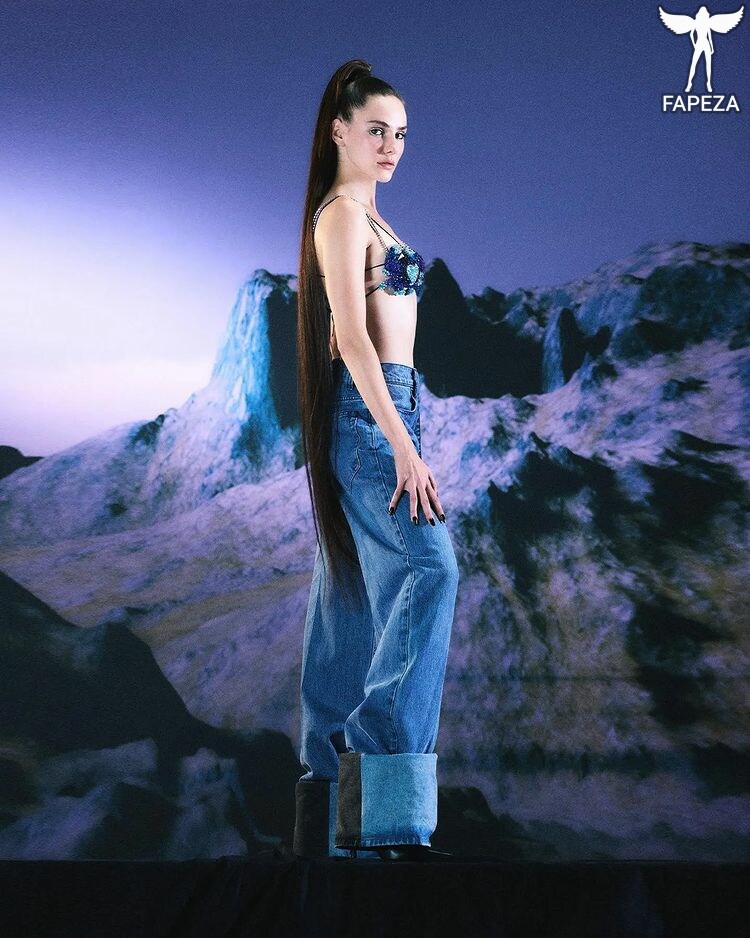 alinaboz