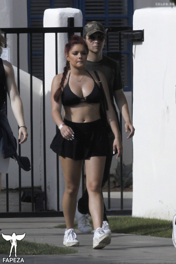 Ariel Winter / arielwinter erome Latest Exclusive Leaked Photos