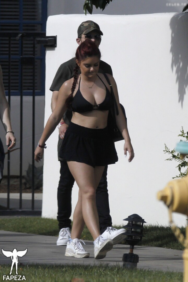 Ariel Winter / arielwinter erome Latest Exclusive Leaked Photos