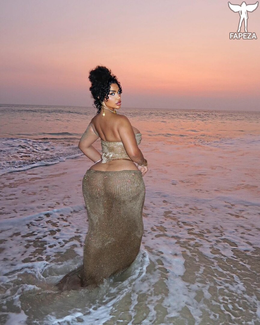 Carmela Habibi / carmelahabibi Nude Leaks OnlyFans Photo #32 - Fapeza