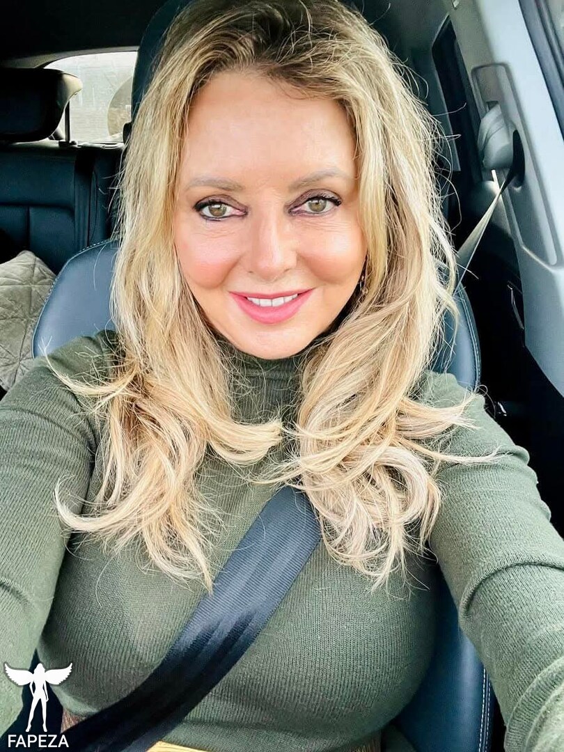 Carol Vorderman / carolvorders erome Latest Exclusive Leaked Photos