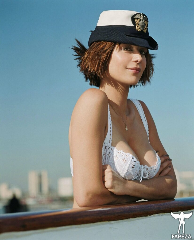 Catherine Bell / Sarah MacKenzie Nude Leaks Photo #24 - Fapeza