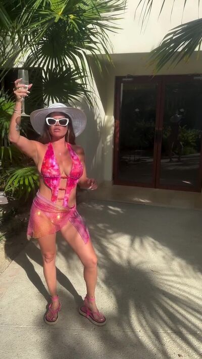 chanelwestcoast