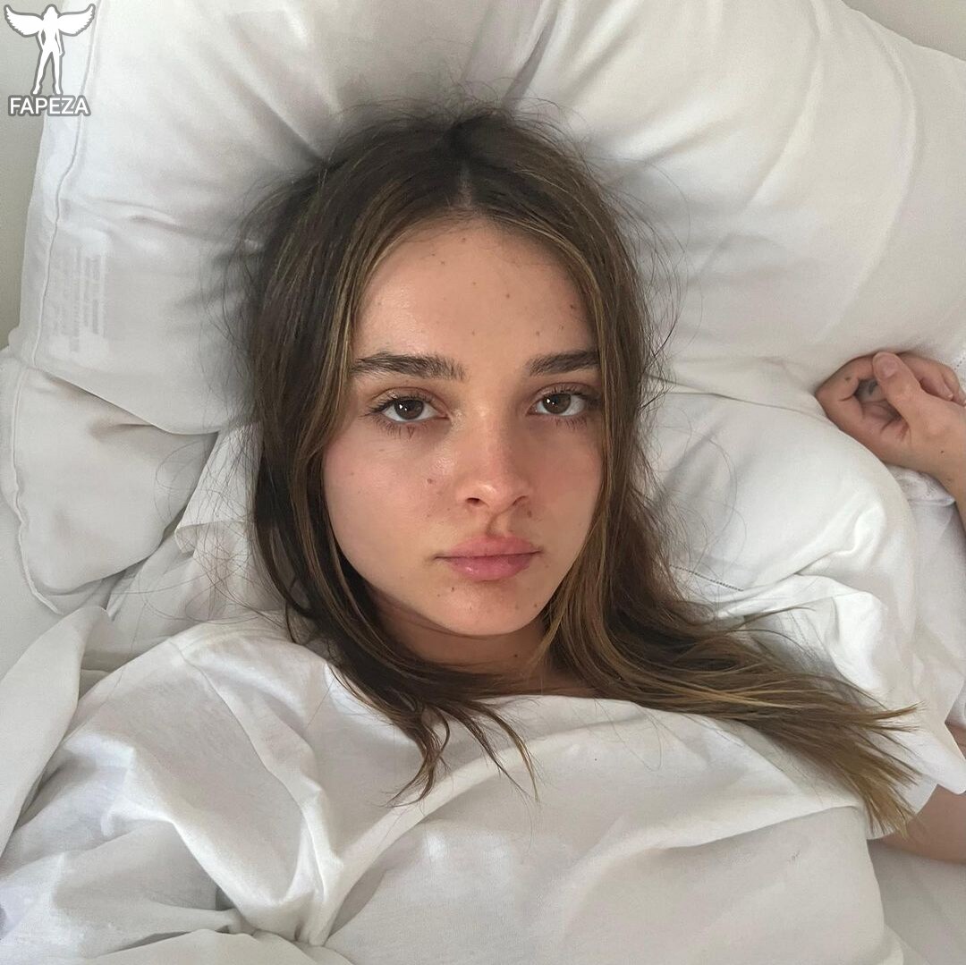 Charlotte Lawrence / charlotteslawrence Nude Leaks OnlyFans Photo #136 -  Fapeza