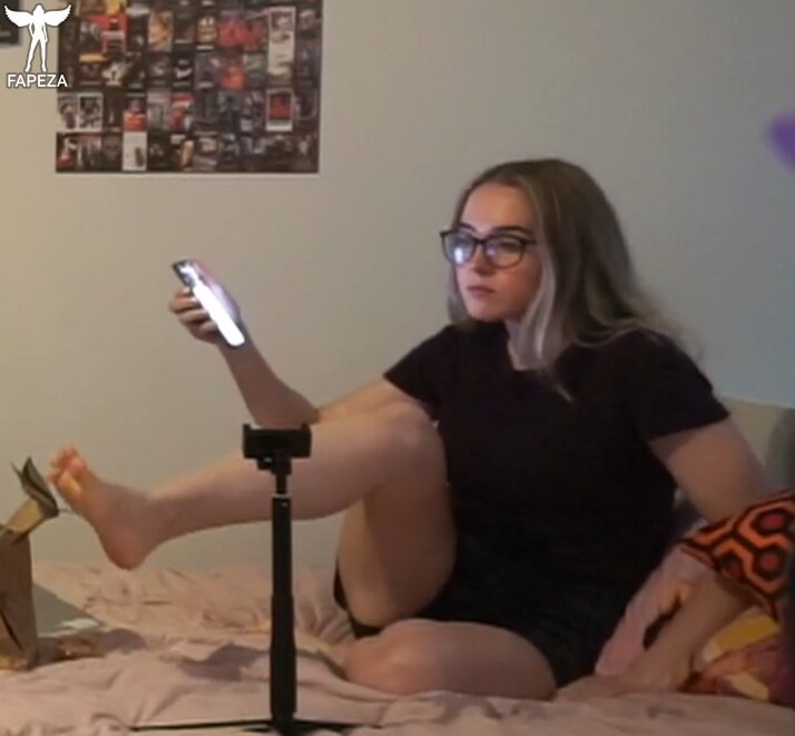 Emilycc / emilycczz / emjayplays erome Latest Exclusive Leaked Photos