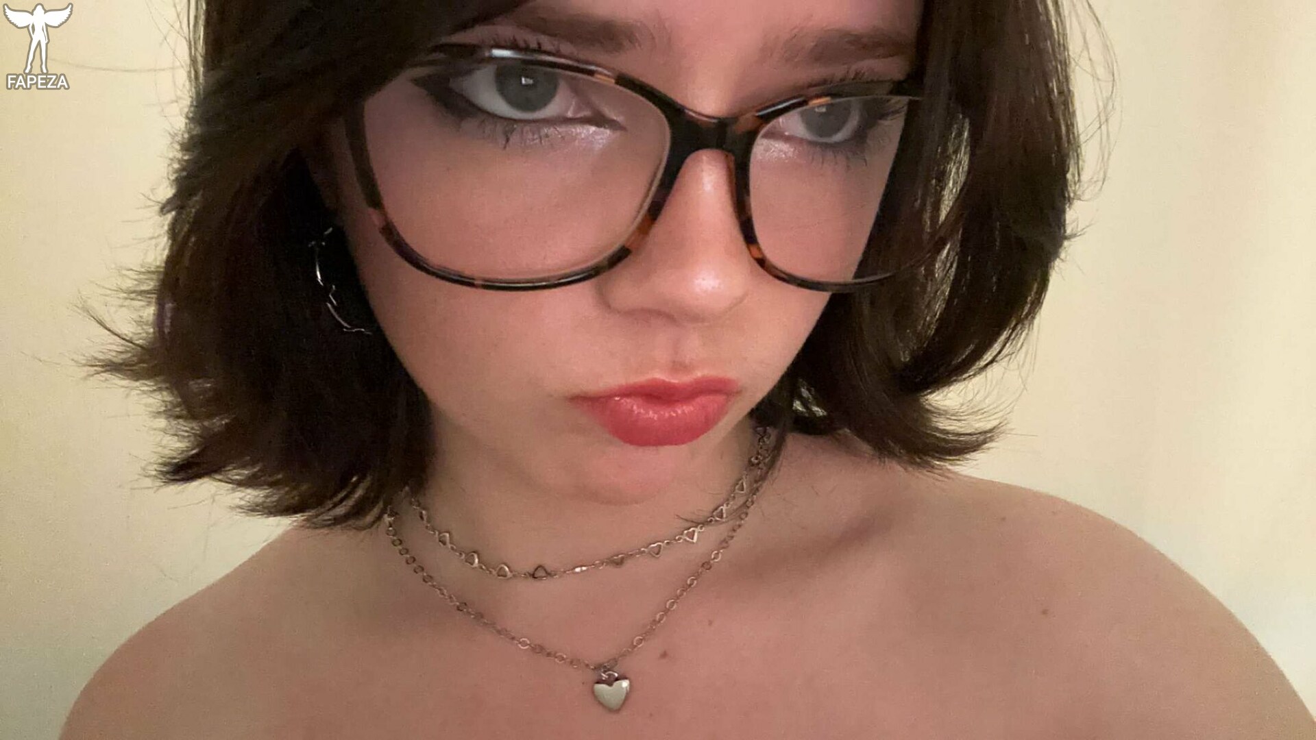 helena_jadee