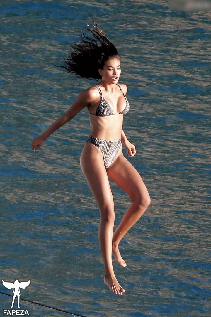 Kelly Gale / kellybellyboom erome Latest Exclusive Leaked Photos