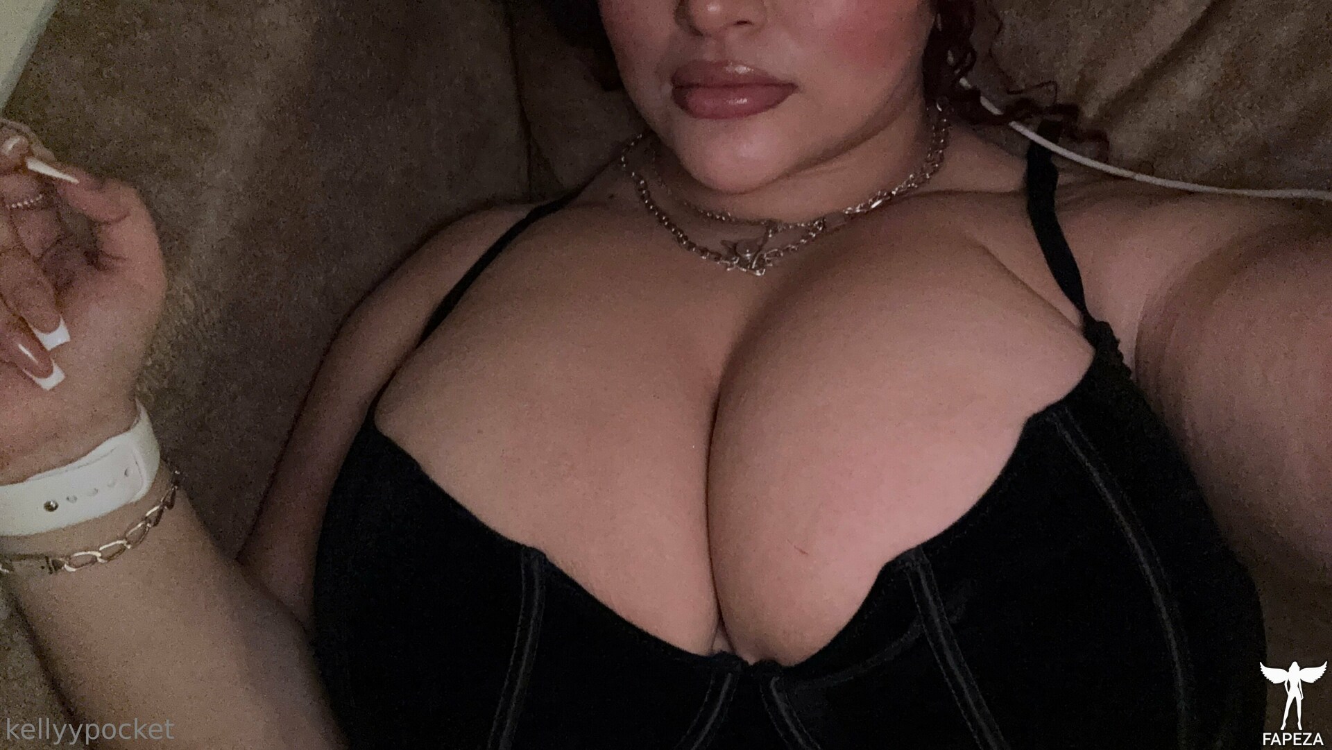 kellyypocket