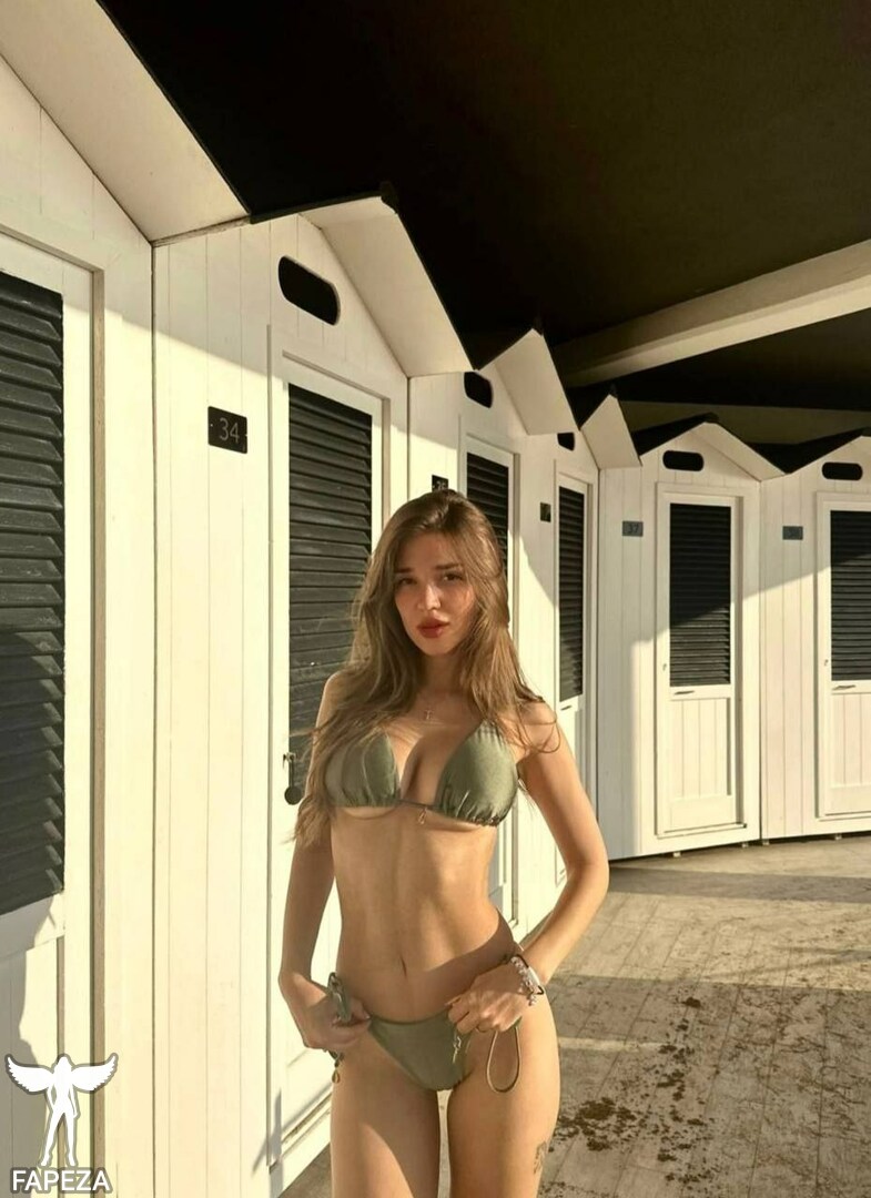kirakostikova