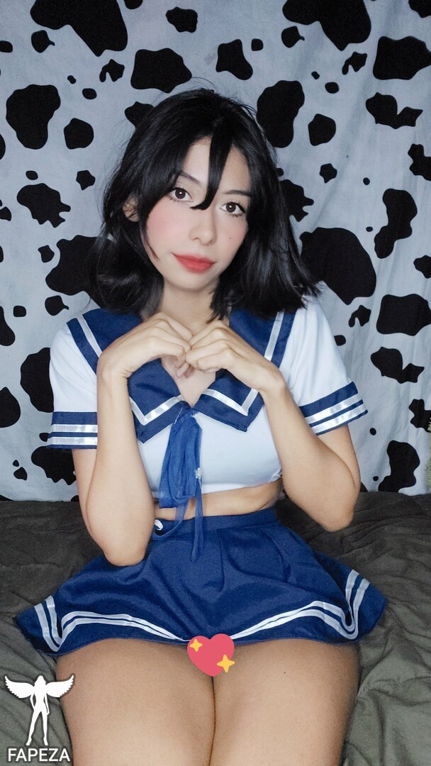 https://fapeza.com/media/l/i/lilywaifu/1000/lilywaifu_0030.jpg