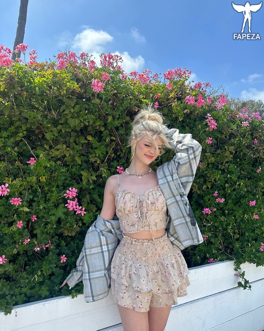 Loren Gray / loren Nude Leaks OnlyFans Photo #405 - Fapeza