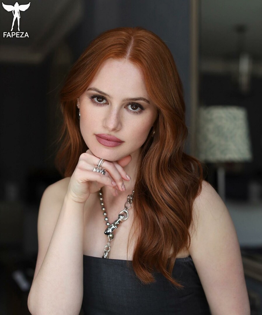 Madelaine Petsch / madelame Nude Leaks Photo #402 - Fapeza