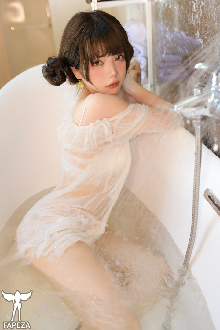 Milky Choco Miu Cosplayer Nude Leaks Photo Fapeza