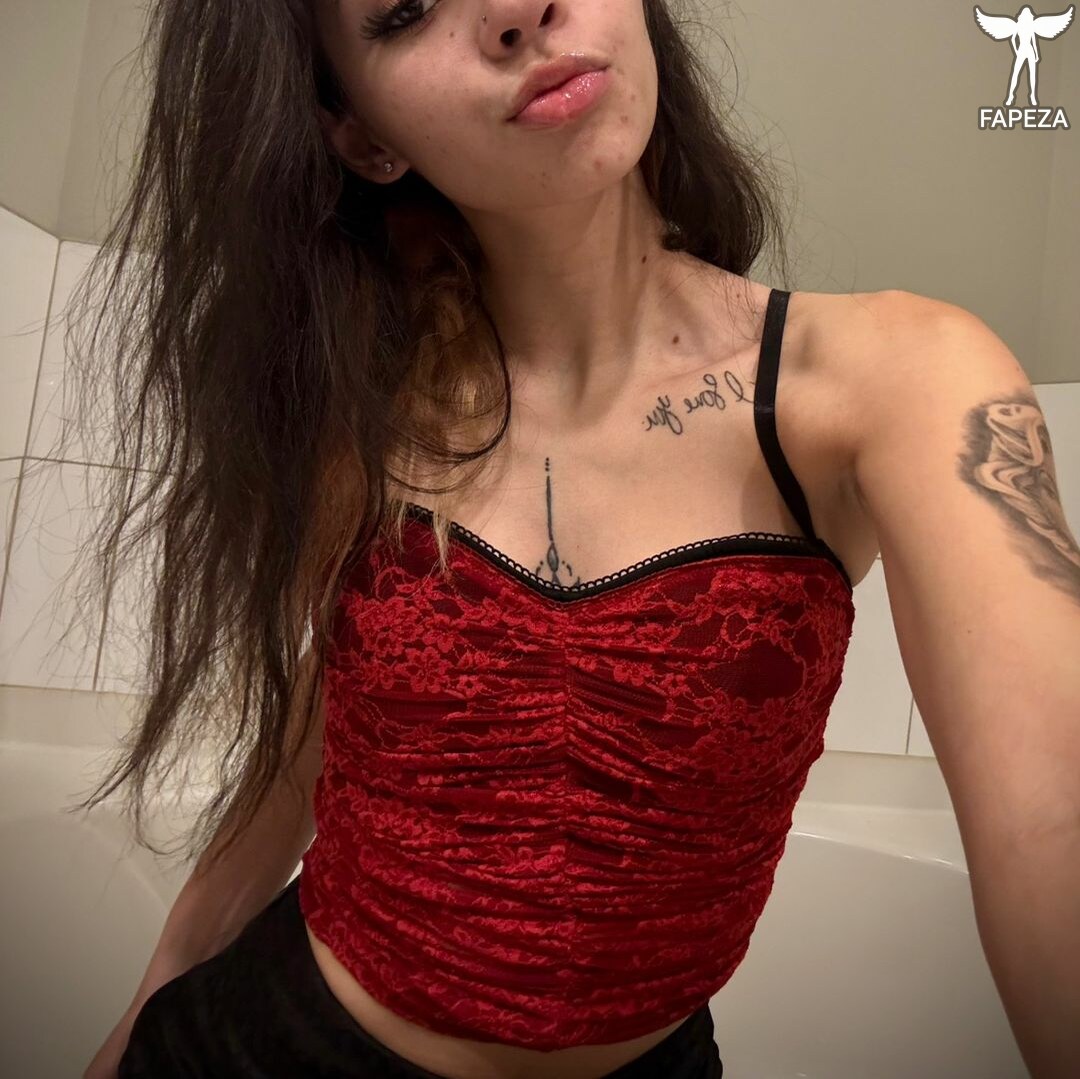 naughtyrockgirl69