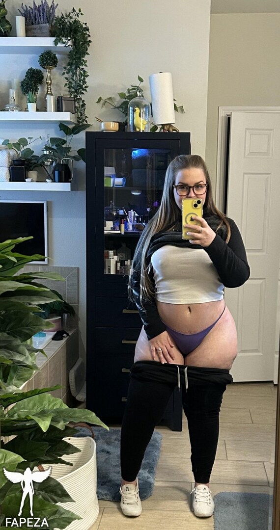 nikkineedsmore