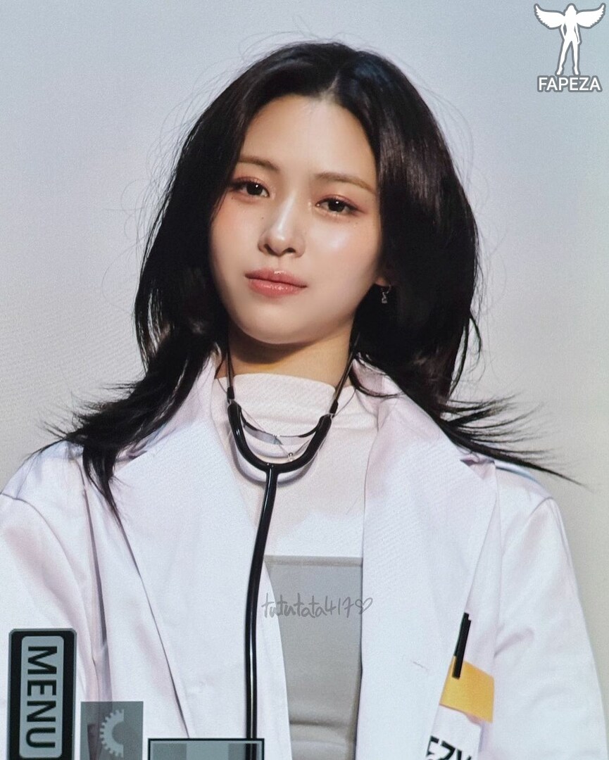 ITZY (신류진 / Ryujin / Shin Ryu-jin / iamfinethankyouandryu erome Latest Exclusive Leaked Photos