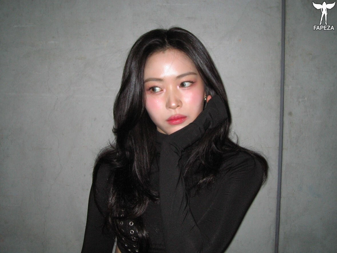 ITZY (신류진 / Ryujin / Shin Ryu-jin / iamfinethankyouandryu erome Latest Exclusive Leaked Photos