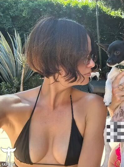 shelley-hennig