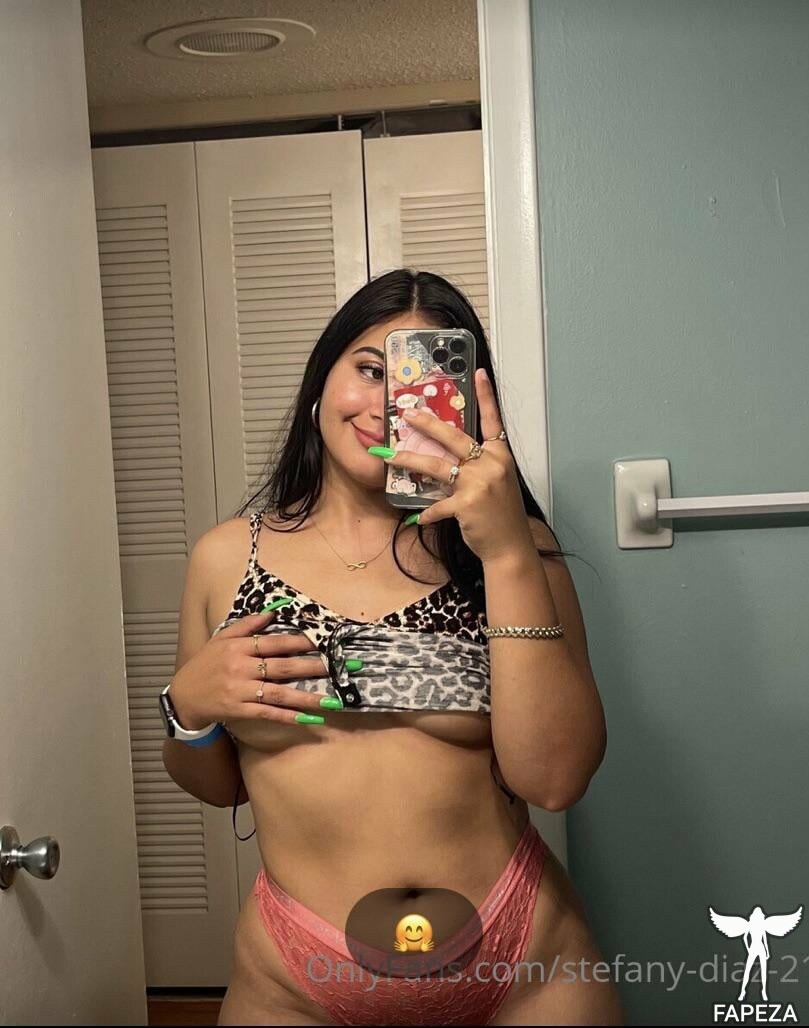 stefany-diaz-21