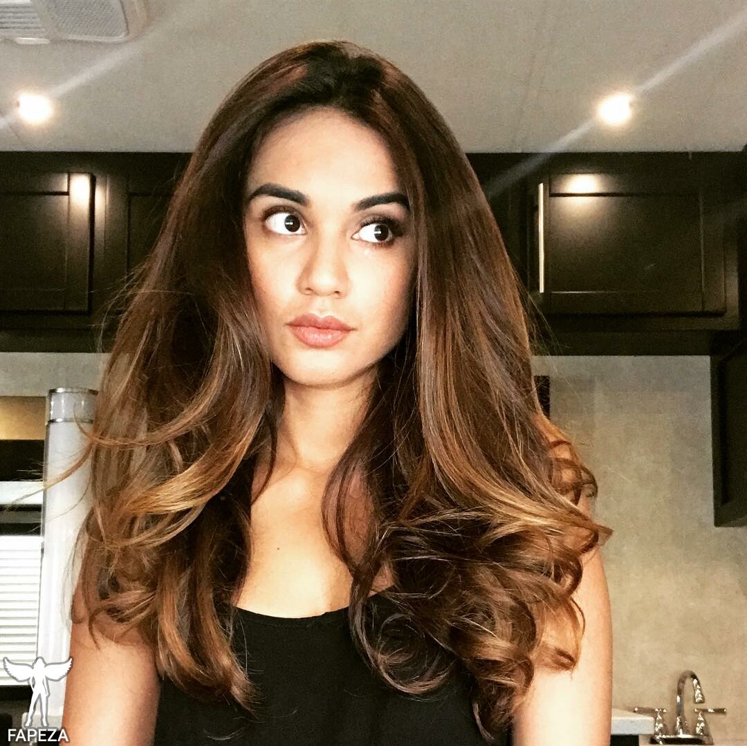 Summer Bishil / SummerBishil1 Nude Leaks Photo #86 - Fapeza