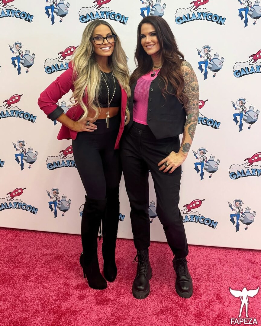 Trish Stratus / trishstratuscom erome Latest Exclusive Leaked Photos