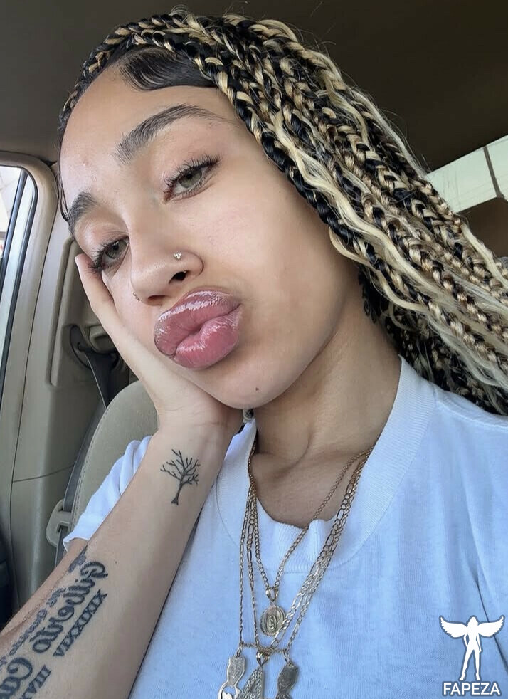 Xxprettyfaceee Nude Leaked OnlyFans Photo